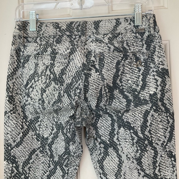 DL1961 Emma Legging Jean's Jagger New Snake Print, Grey and White, Sz 26 - Picture 13 of 15